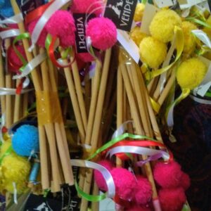 10 adet top şeklinde kedi oltası